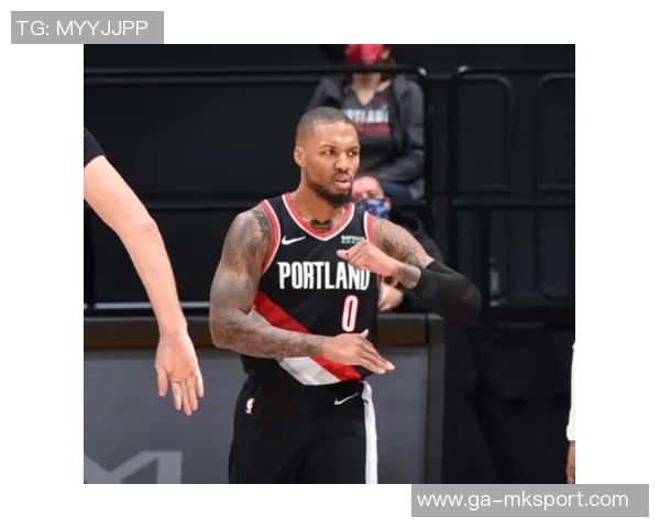 浓眉:竞争心唆使我 一向想回到场上协助队友 浓眉:竞争心唆使我 一向想回到场上协助队友